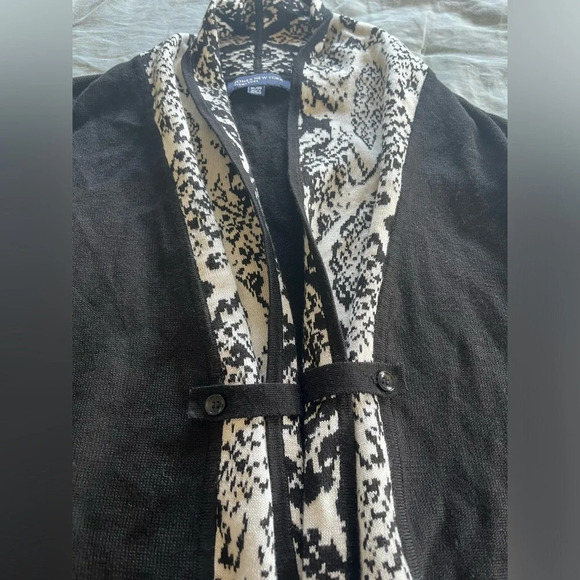 Jones New York Signature Cardigan Size XL Black with White Shawl Collar - Picture 2 of 8